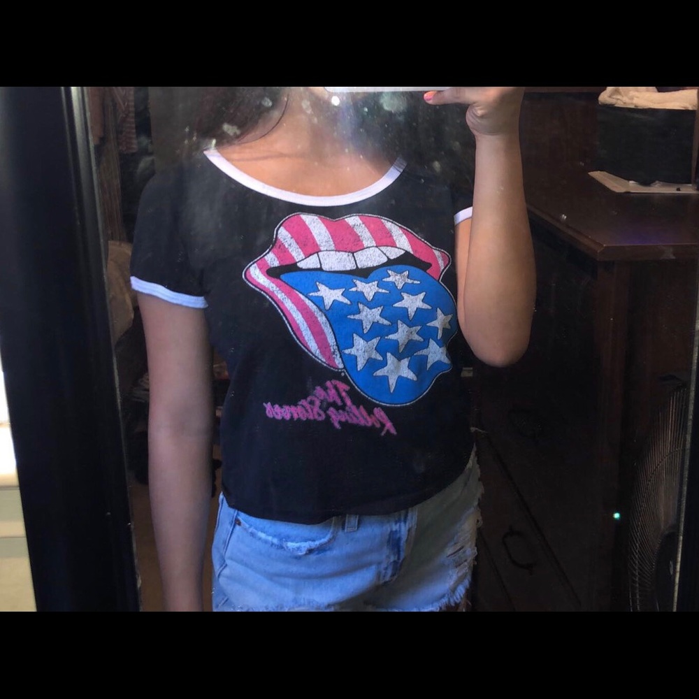 Black and white Rolling Stones shirt